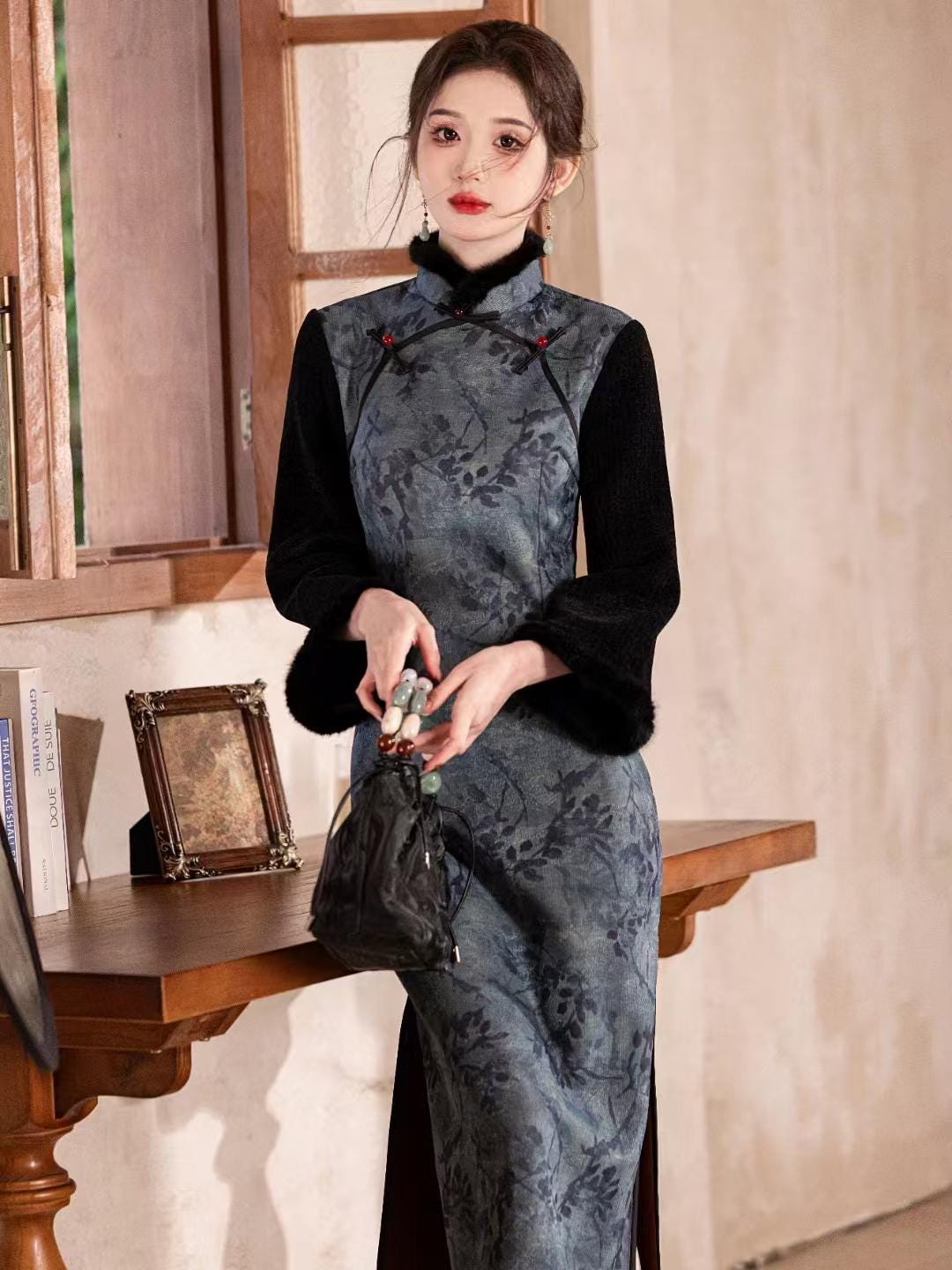 Women's Vintage Silk Qipao Cheongsam Dress – Gray Printed Long Sleeve High Collar – additional product view