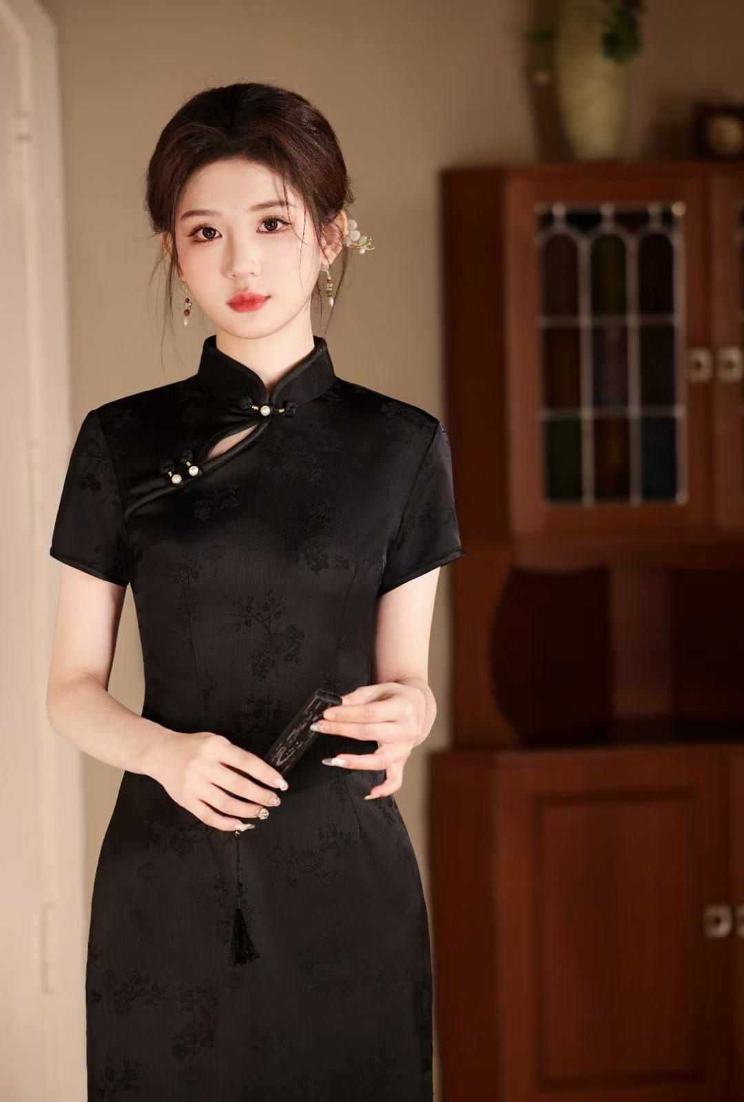 Women's Red Jacquard Qipao Cheongsam Dress – High Collar – additional product view