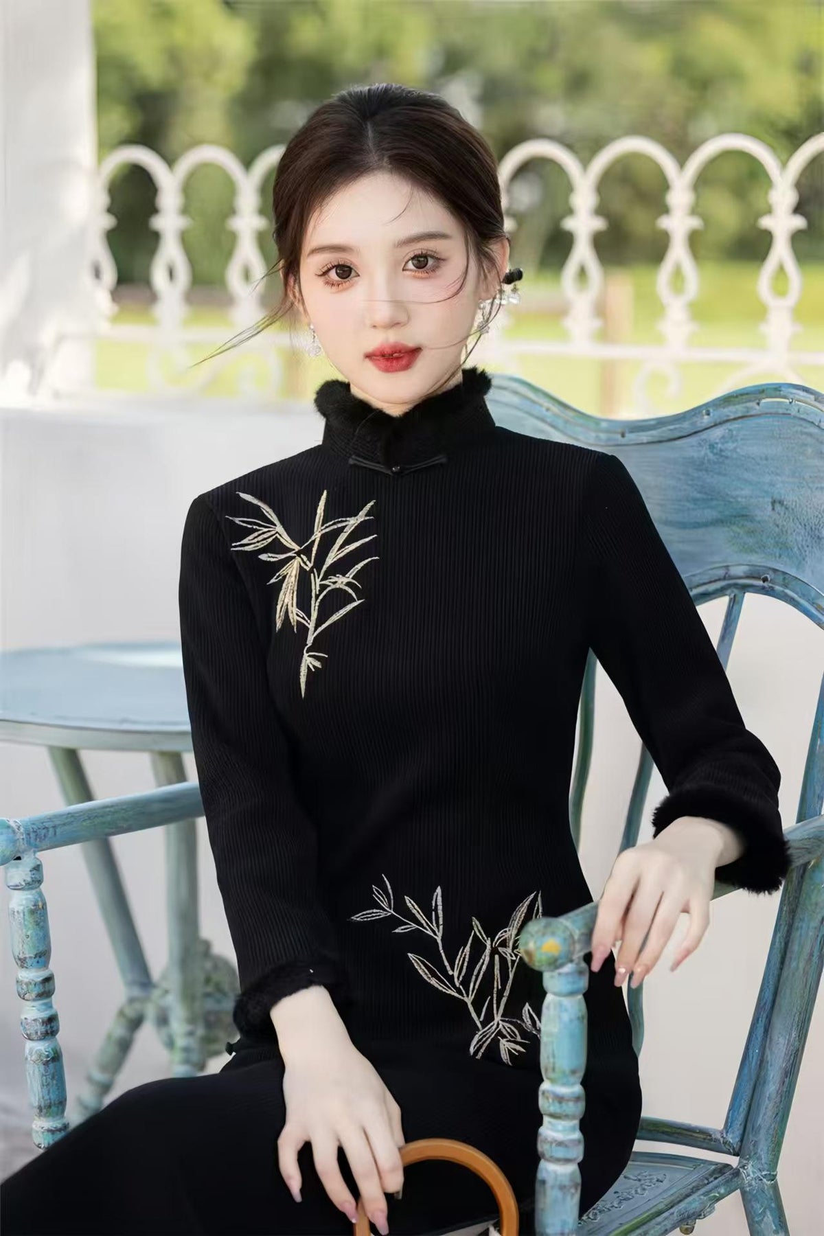 Women's Black Embroidered Qipao Cheongsam Dress – Cotton – additional product view