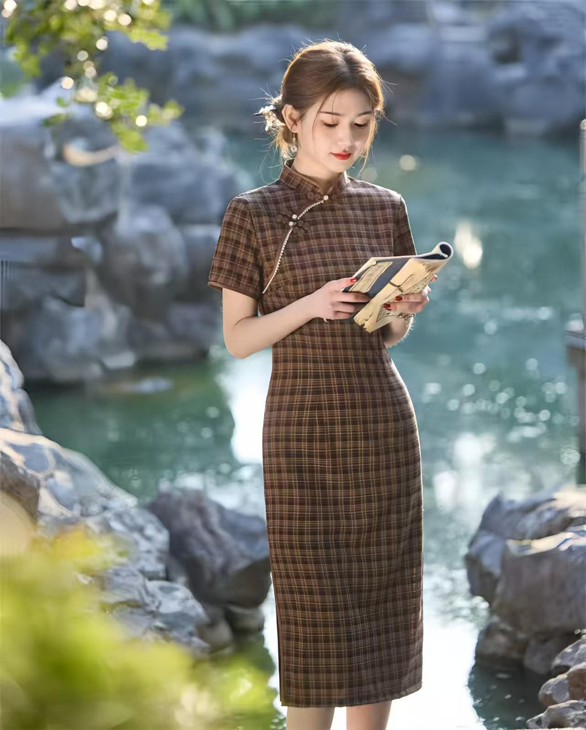 Women's Green Elegant Qipao Cheongsam Dress – Linen Short Sleeve – additional product view