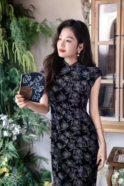 Women's Black Floral Velvet Qipao Cheongsam Dress – Long – additional product view