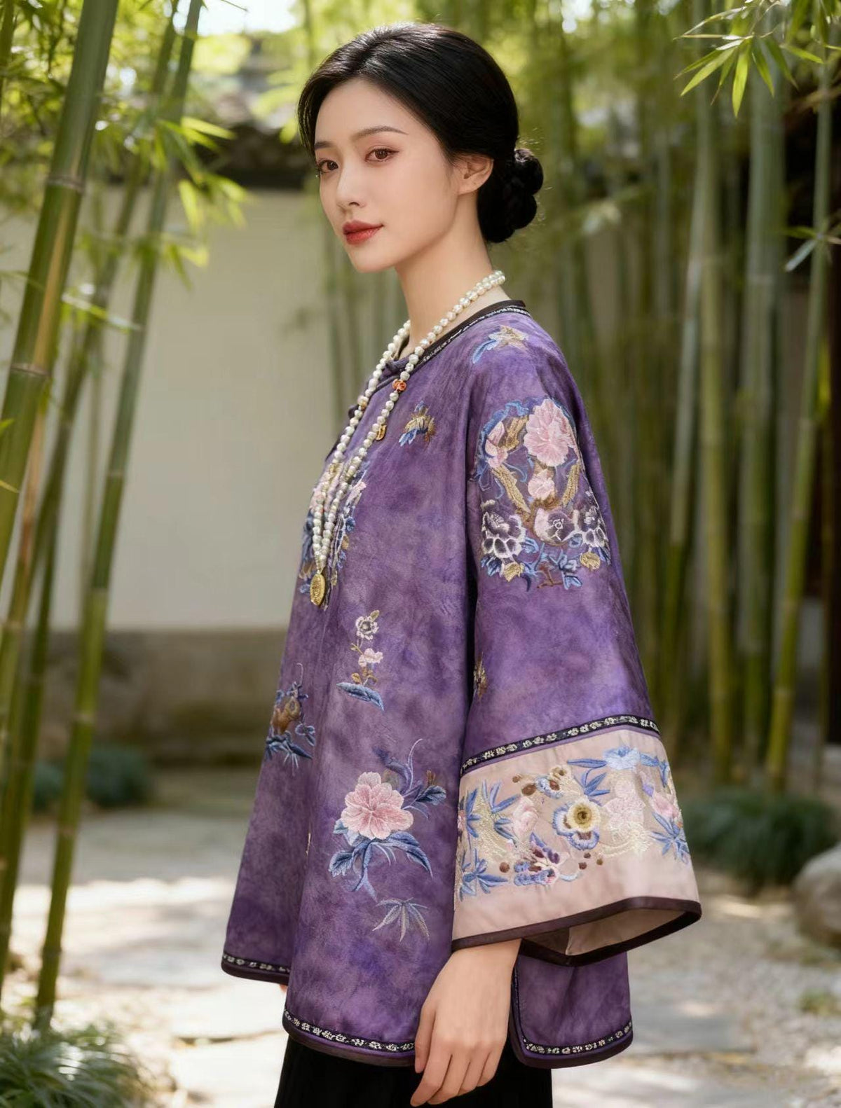 Green Floral Embroidered Vintage Silk Chinese Style Vest – additional product view