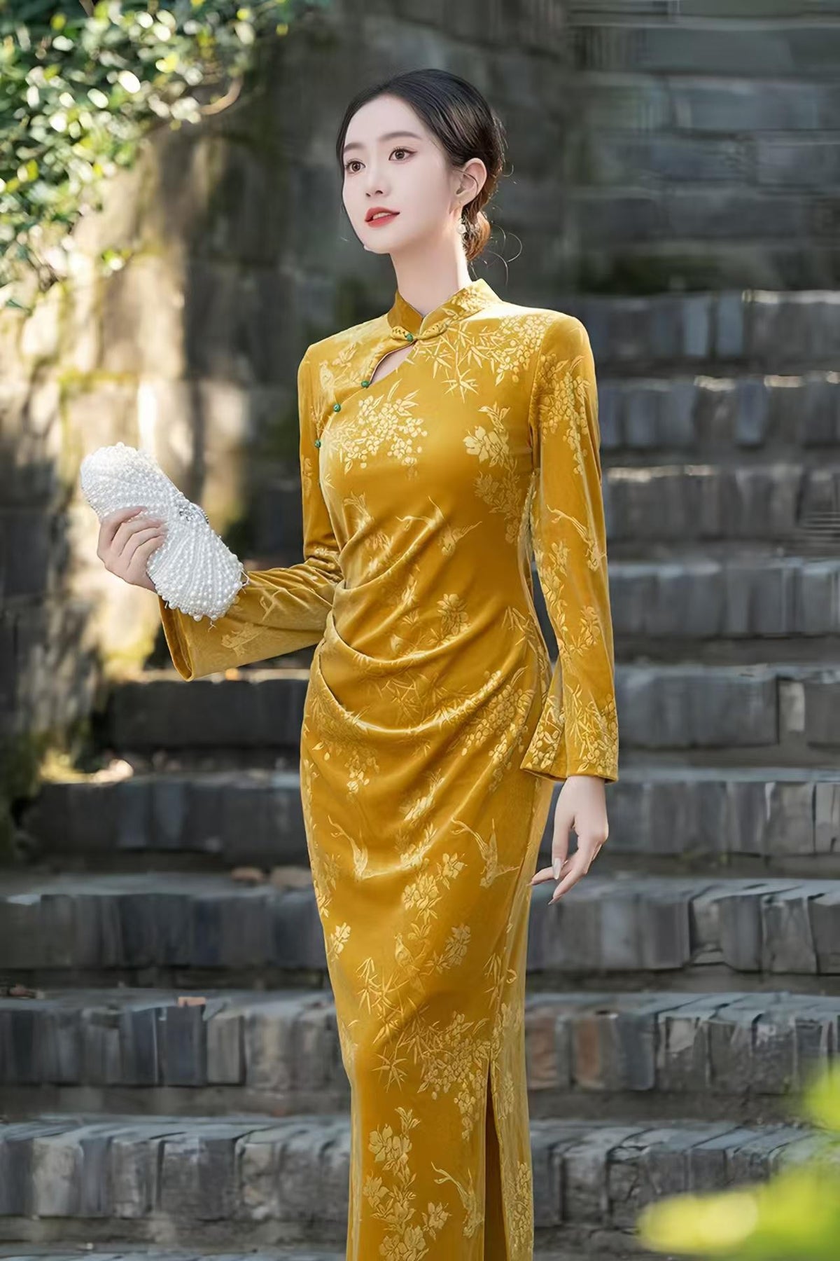 Women's Gold Jacquard Velvet Qipao Cheongsam Dress – additional product view