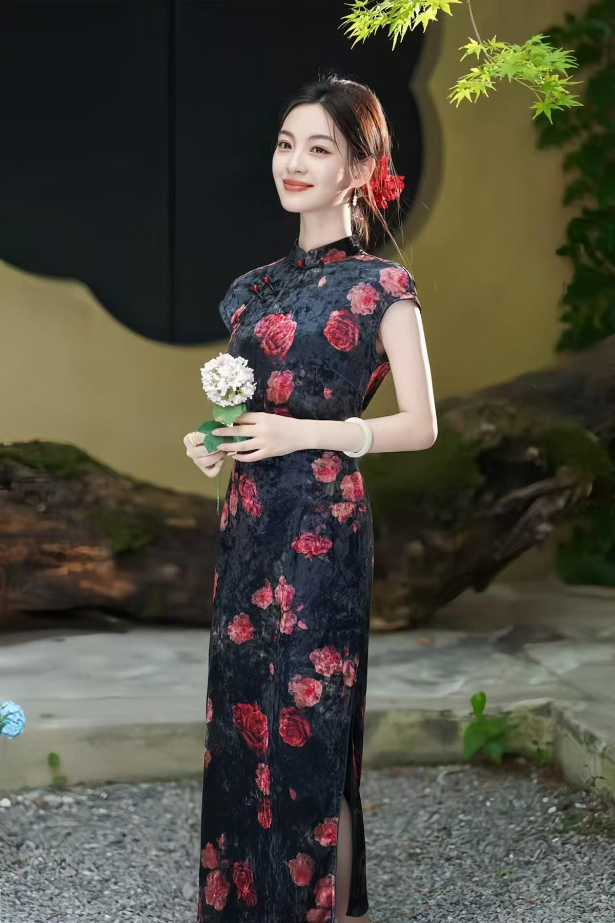 Women's Black Floral Velvet Qipao Cheongsam Dress – additional product view