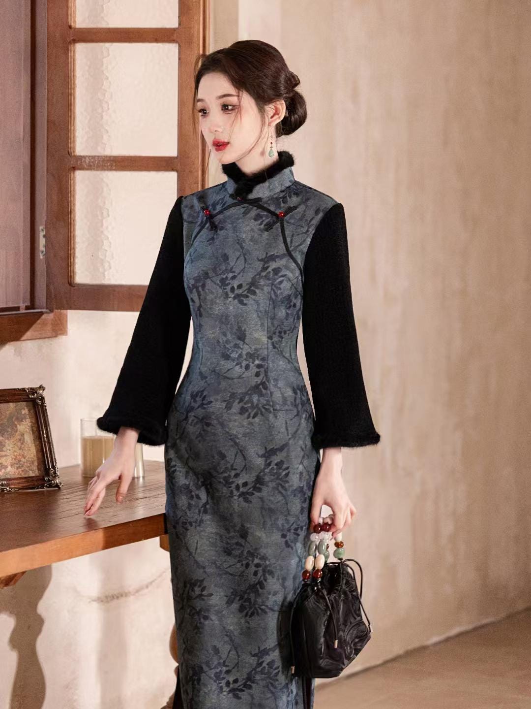 Women's Vintage Silk Qipao Cheongsam Dress – Gray Printed Long Sleeve High Collar – additional product view