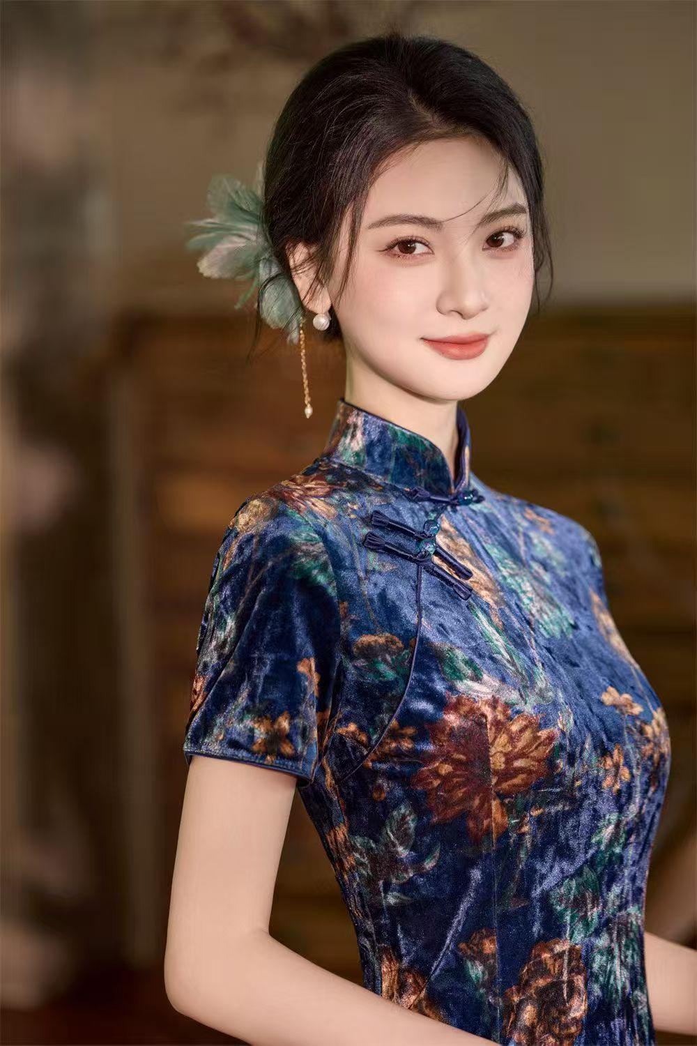 Women's Vintage Velvet Qipao Cheongsam Dress – additional product view