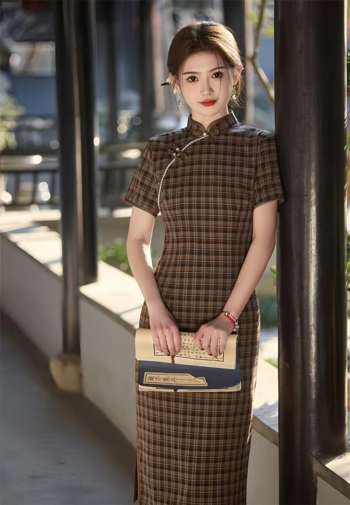 Women's Green Elegant Qipao Cheongsam Dress – Linen Short Sleeve – additional product view
