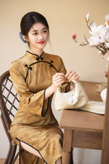 Women's Gold Vintage Velvet Qipao Cheongsam Dress – additional product view