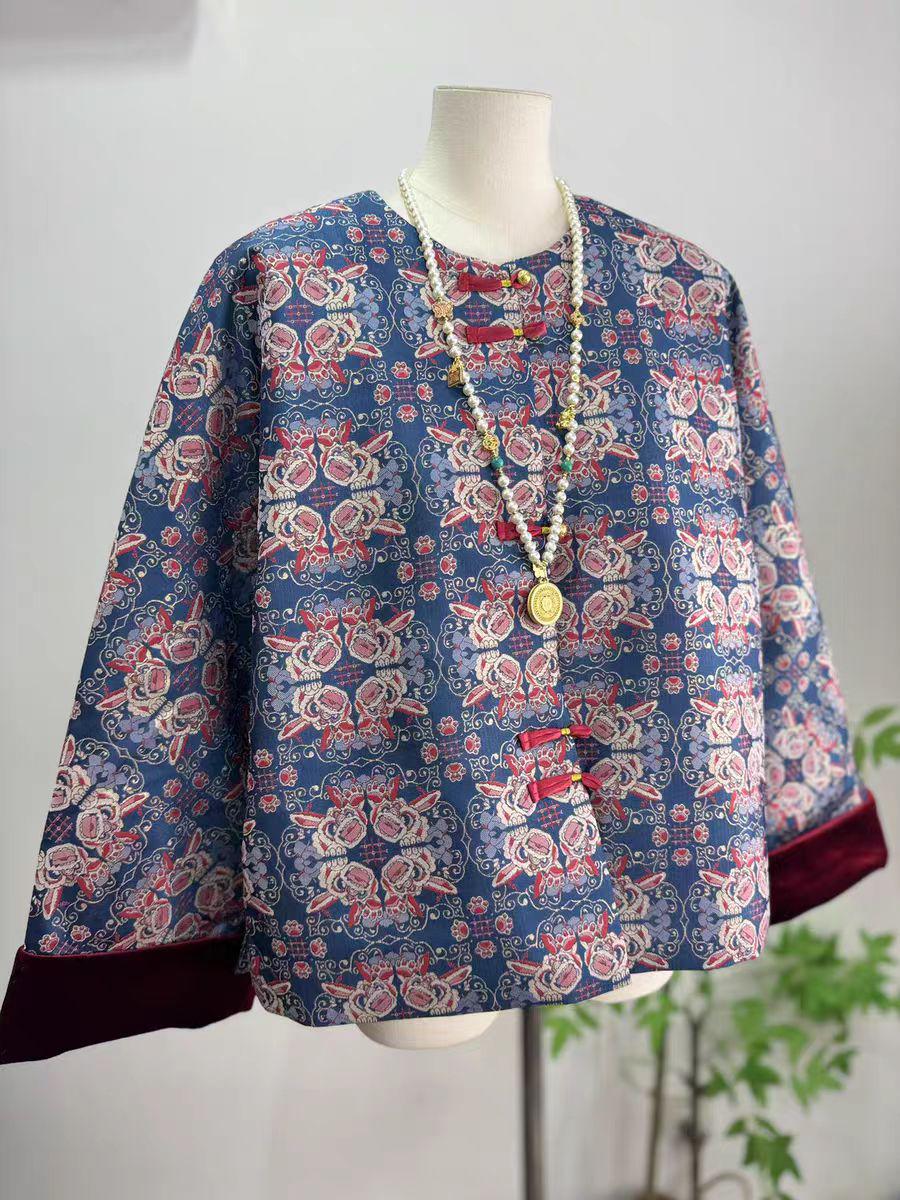 Women's Elegant Chinese Tang Jacket – Brocade Winter – additional product view