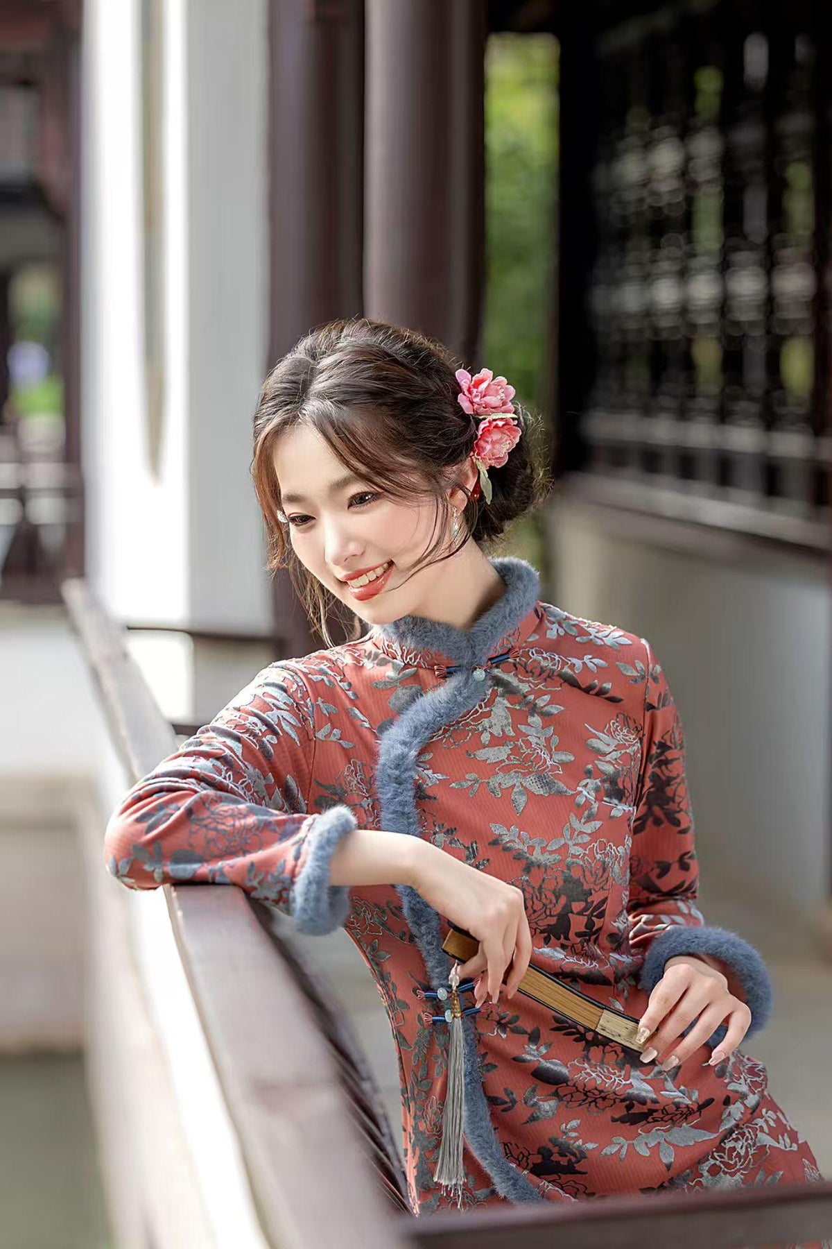 Women's Elegant Velvet Qipao Cheongsam Dress – Short Winter – additional product view