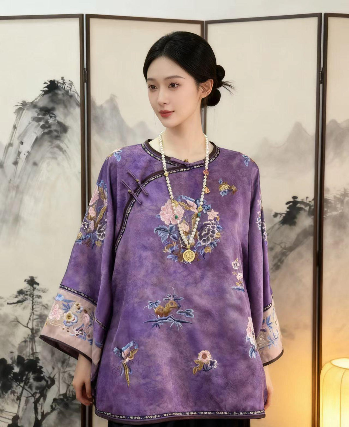Green Floral Embroidered Vintage Silk Chinese Style Vest – additional product view