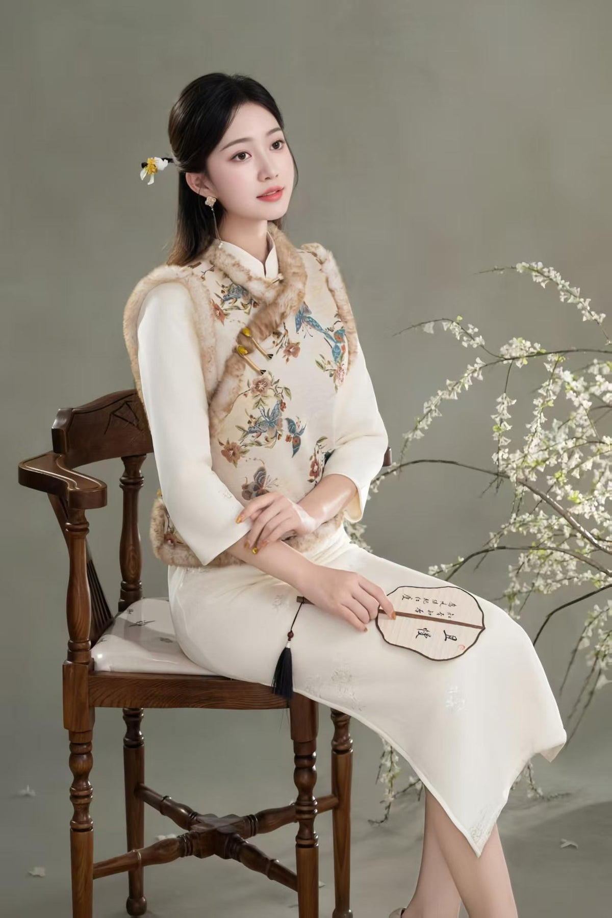 Floral Embroidered Vintage Jacquard Chinese Style Vest – additional product view
