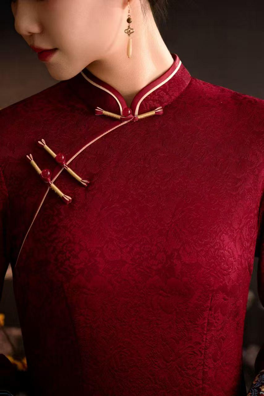 Women's Floral Qipao Cheongsam Dress – Burgundy Jacquard – additional product view