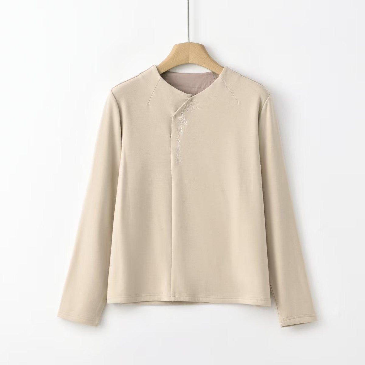 Women's Embroidered Chinese Style Blouse – High Collar