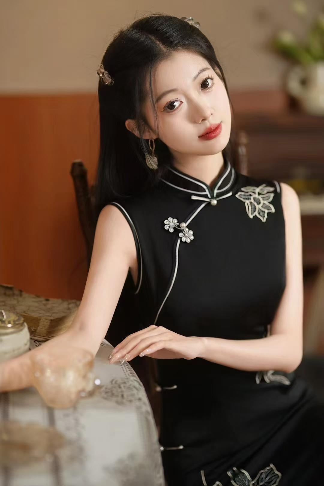 Women's Black Floral Qipao Cheongsam Dress – Acetate – additional product view