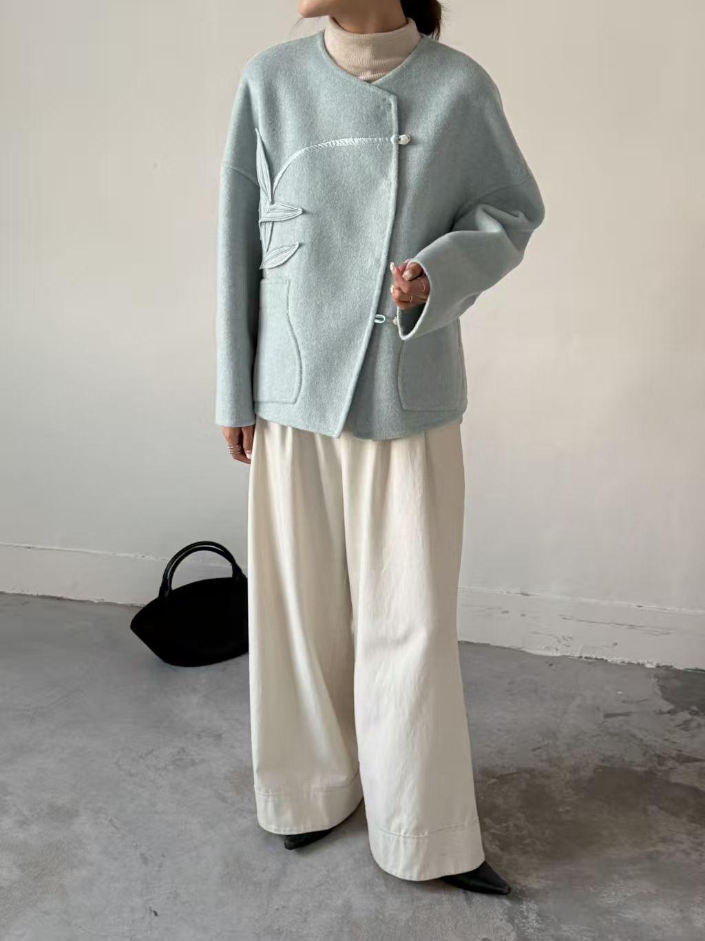 Women's Embroidered Chinese Tang Jacket – additional product view
