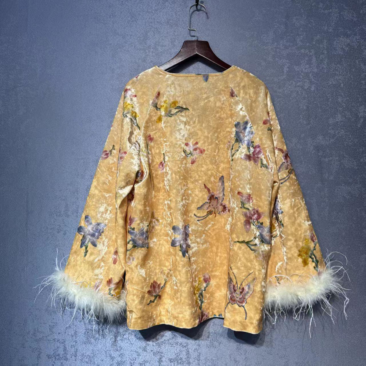 Women's Floral Silk Chinese Tang Jacket – additional product view