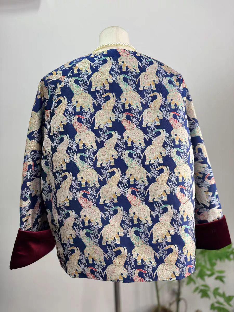 Women's Elegant Chinese Tang Jacket – Brocade Winter – additional product view