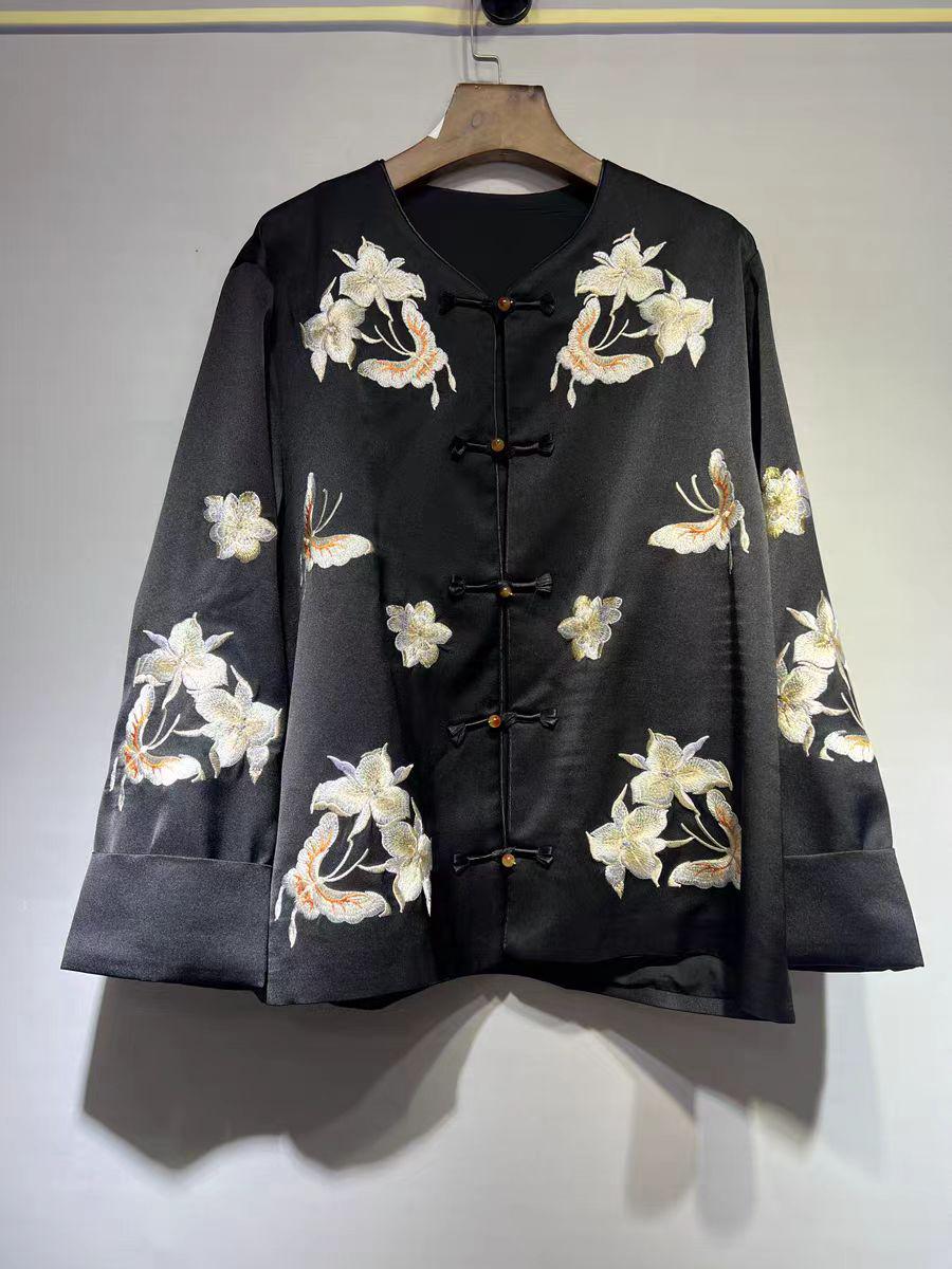 Women's Elegant Chinese Tang Jacket – Velvet – additional product view
