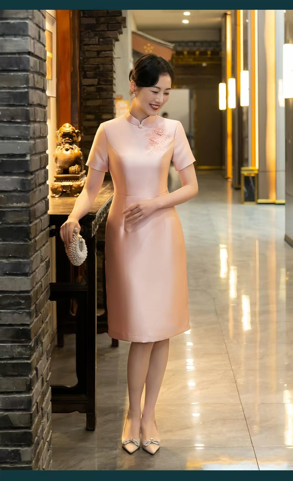 Women's Red Floral Qipao Cheongsam Dress – Linen – additional product view