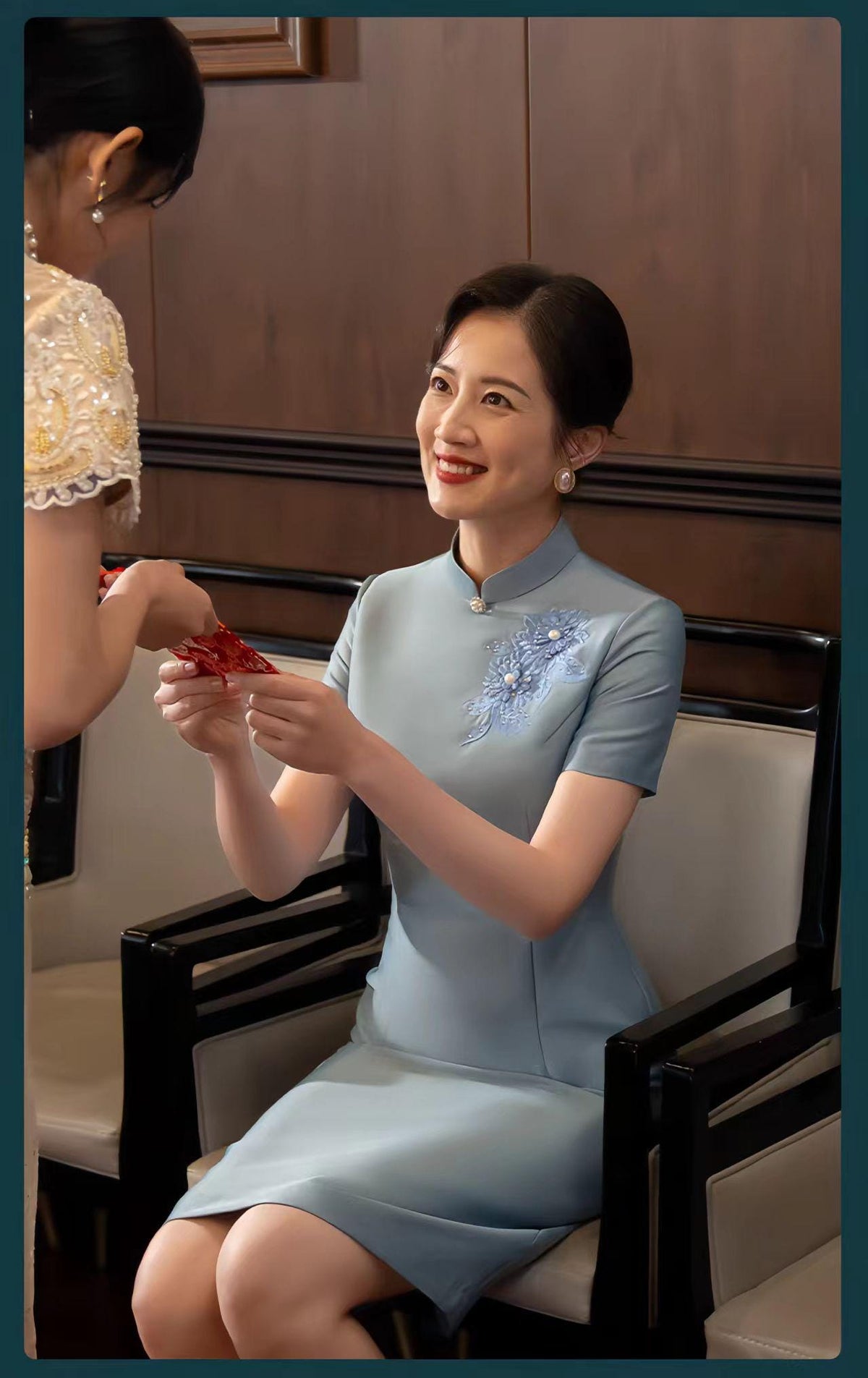 Women's Red Floral Qipao Cheongsam Dress – Linen – additional product view