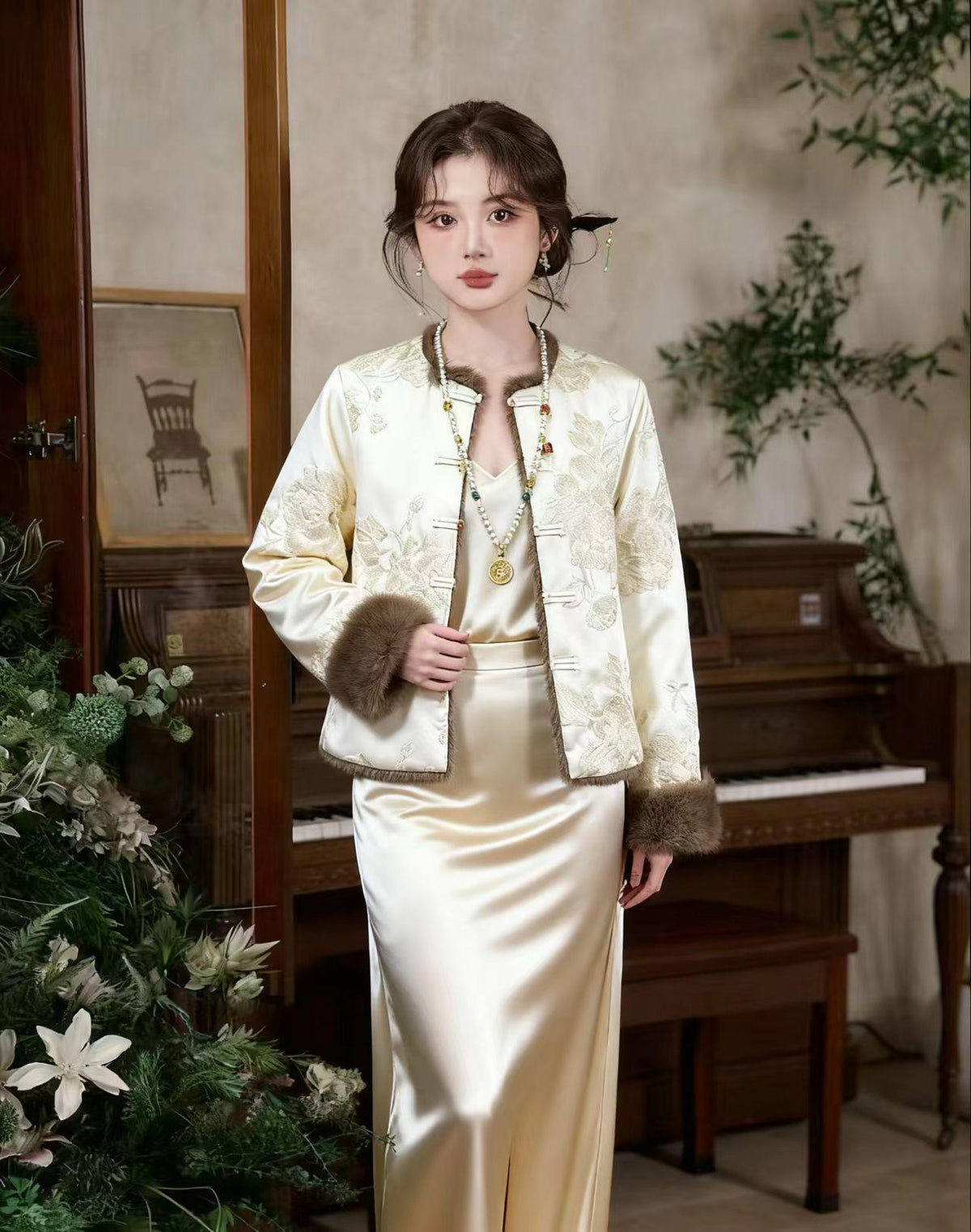 Women's Floral Silk Chinese Tang Jacket – Long Sleeve