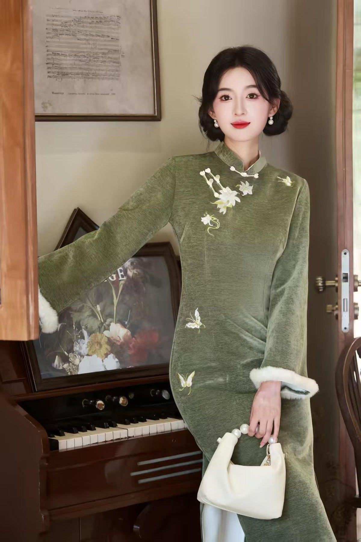 Women's Embroidered Qipao Cheongsam Dress – Chenille – additional product view
