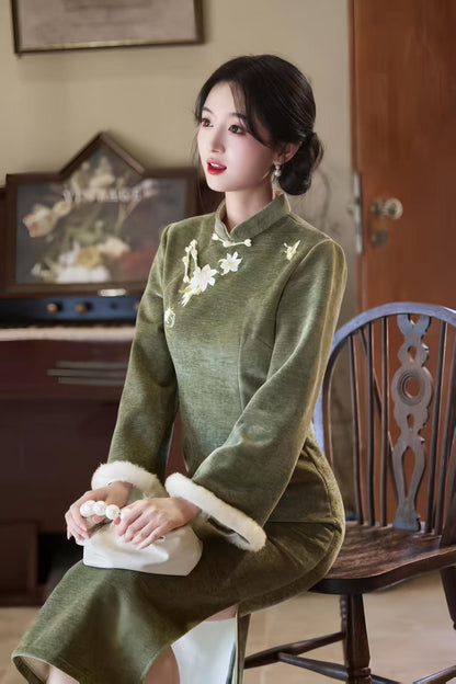 Women's Embroidered Qipao Cheongsam Dress – Chenille – additional product view