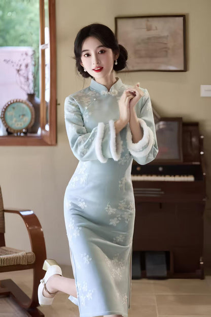 Women's Embroidered Modern Chinese Two-Piece Set – Winter – additional product view