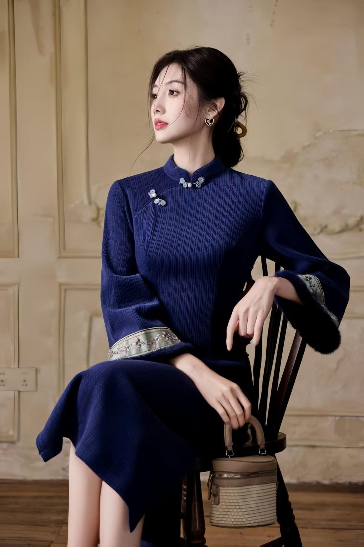 Women's Blue Floral Satin Qipao Cheongsam Dress – additional product view