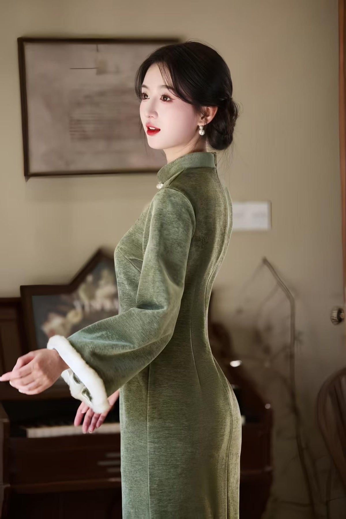 Women's Embroidered Qipao Cheongsam Dress – Chenille – additional product view