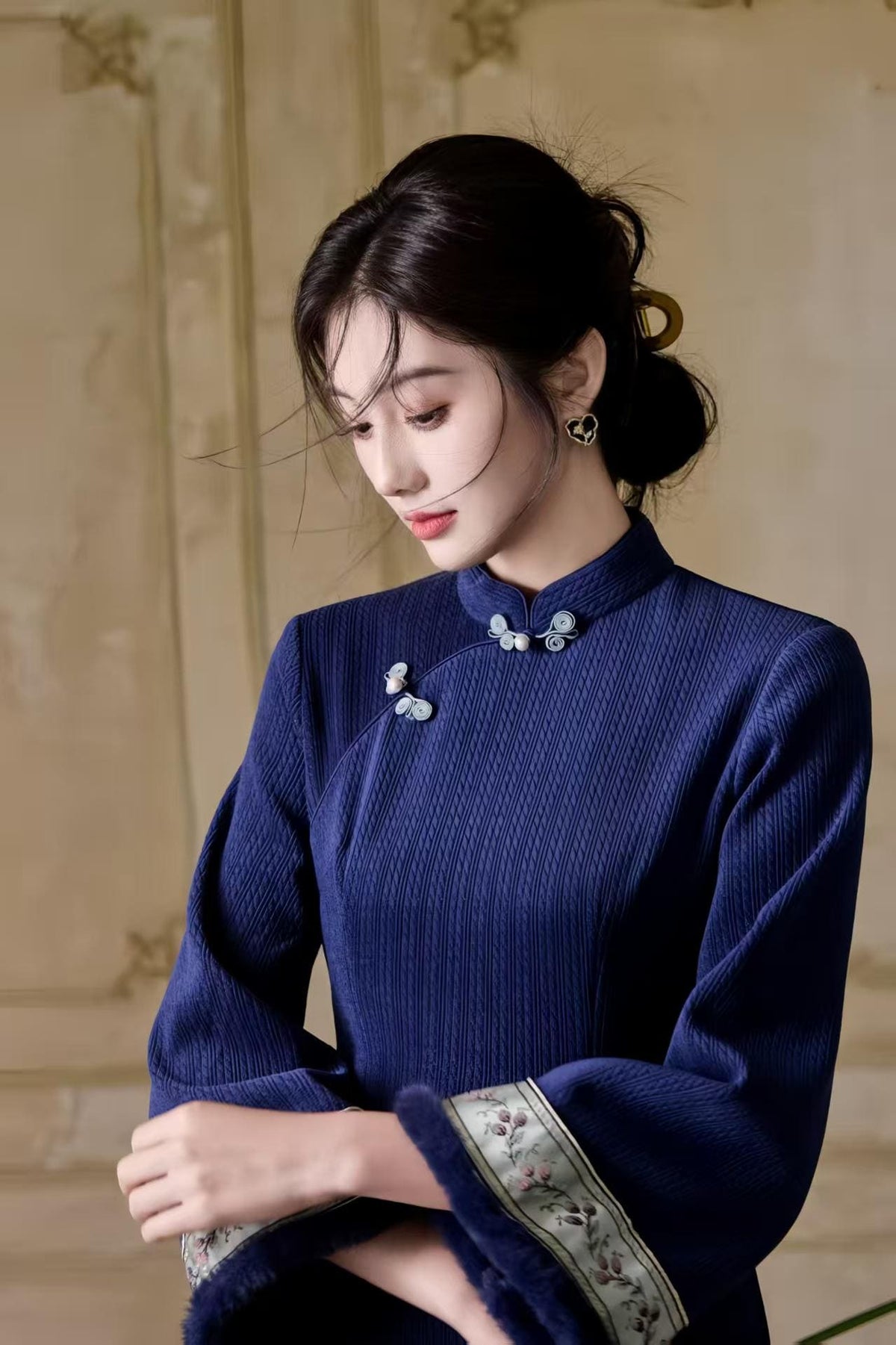 Women's Blue Floral Satin Qipao Cheongsam Dress – additional product view