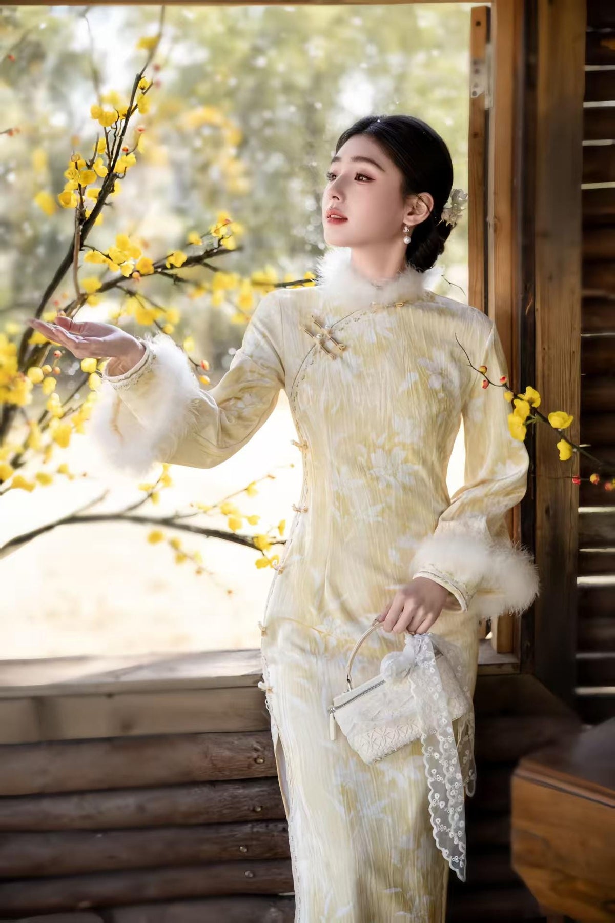 Women's Floral Velvet Qipao Cheongsam Dress – Long Sleeve – additional product view