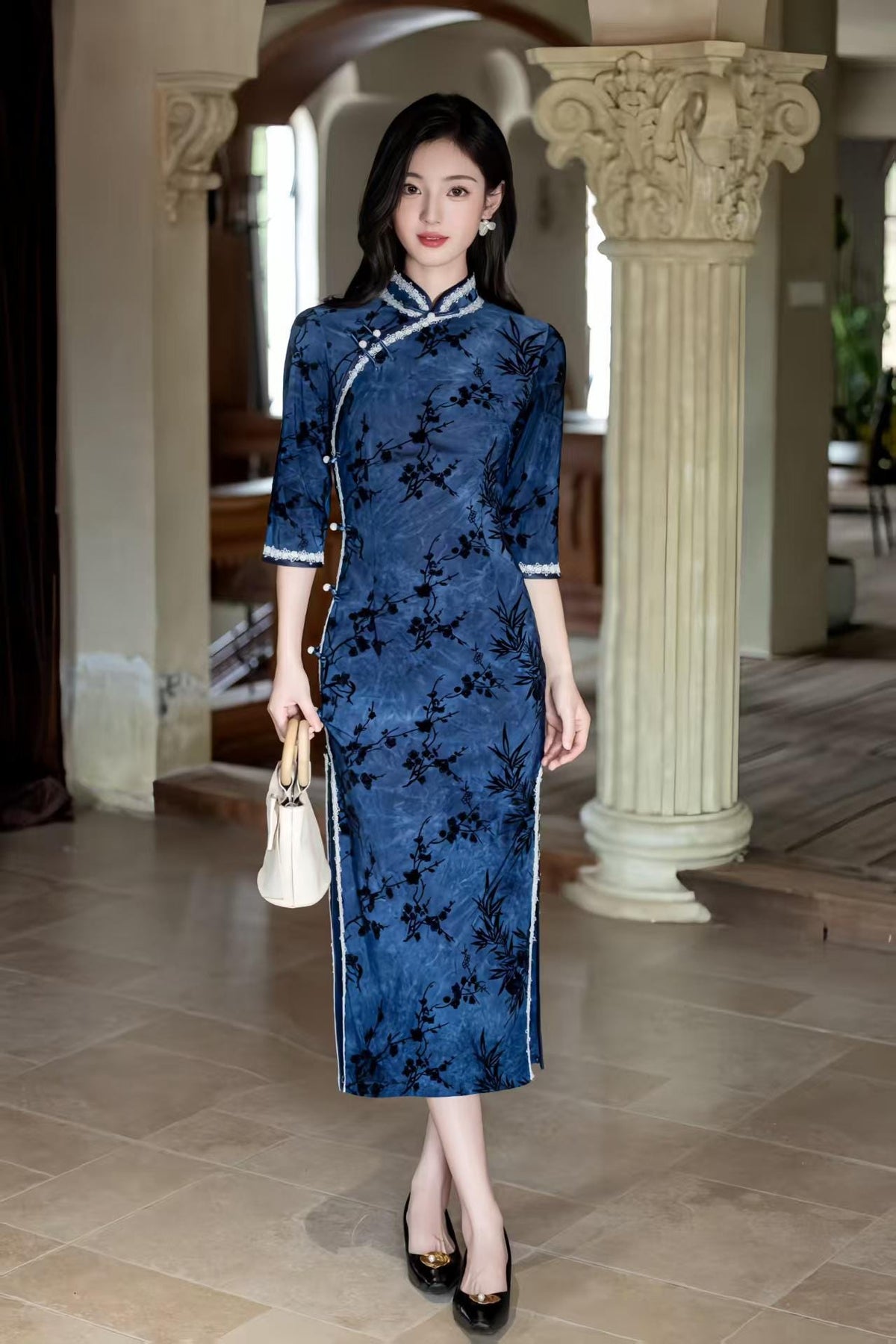Women's Floral Velvet Qipao Cheongsam Dress – Floral Embroidery Mandarin Collar Fall Winter