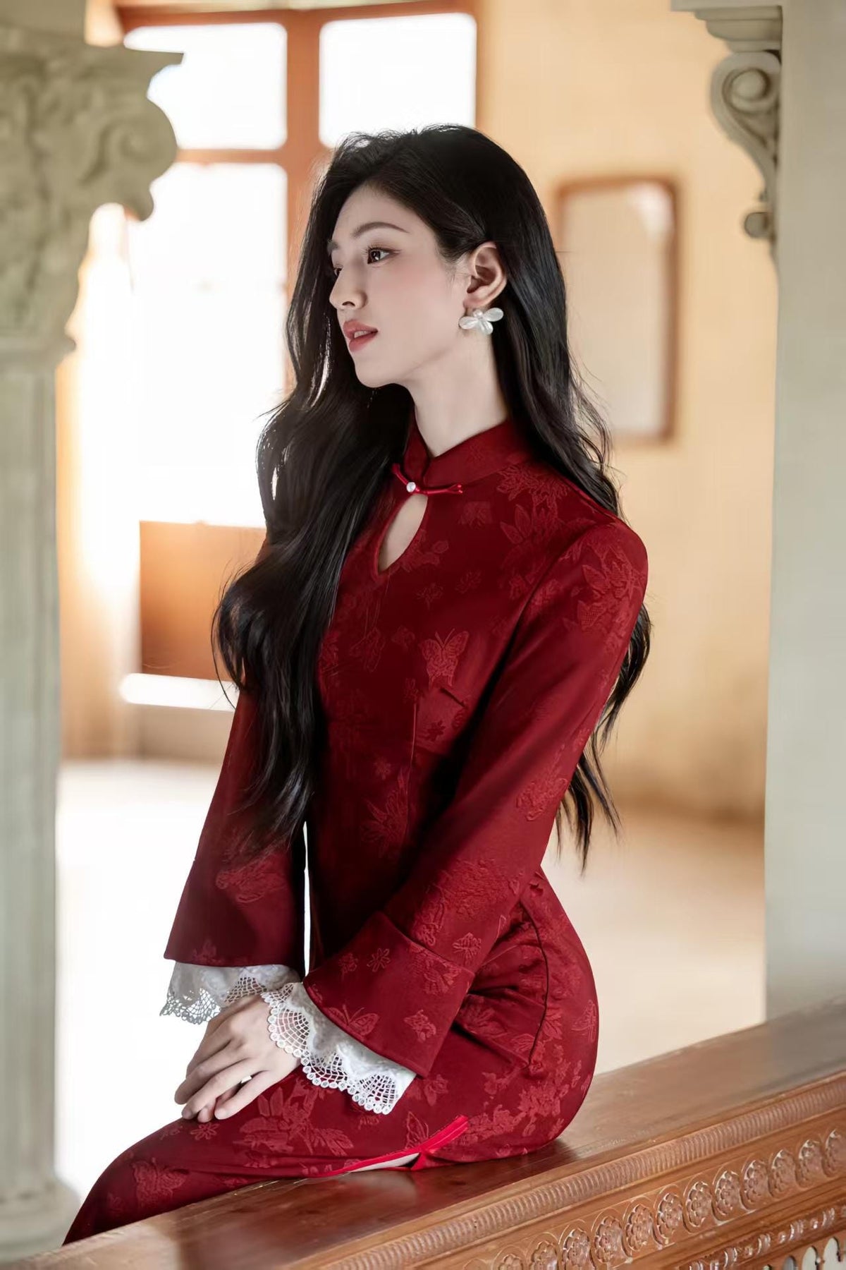 Women's Red Floral Velvet Qipao Cheongsam Dress – Floral Embroidery Fall Winter – additional product view