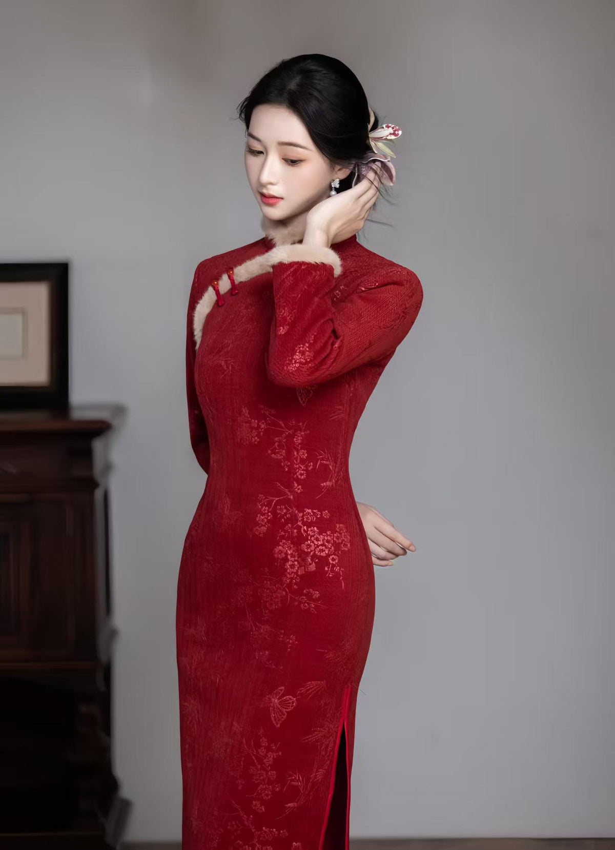 Women's Red Floral Velvet Qipao Cheongsam Dress – additional product view