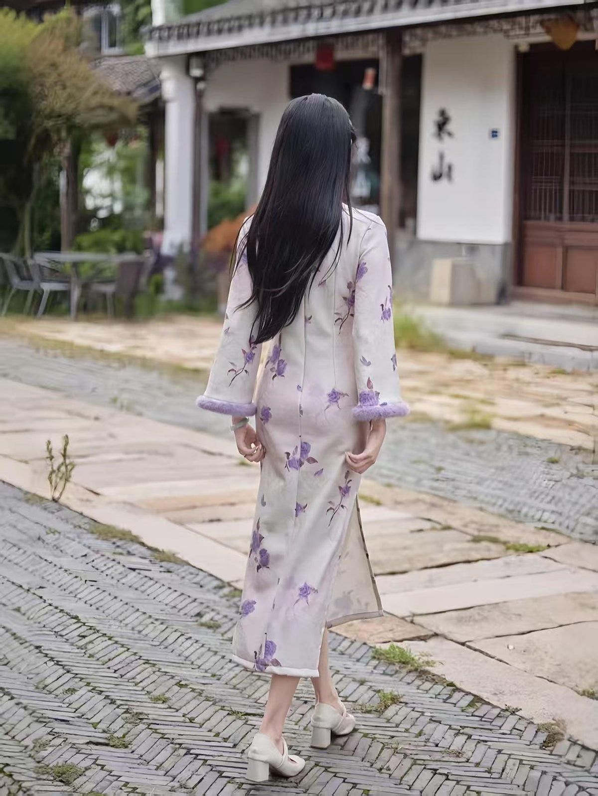 Women's Elegant Qipao Cheongsam Dress – Long Sleeve – additional product view