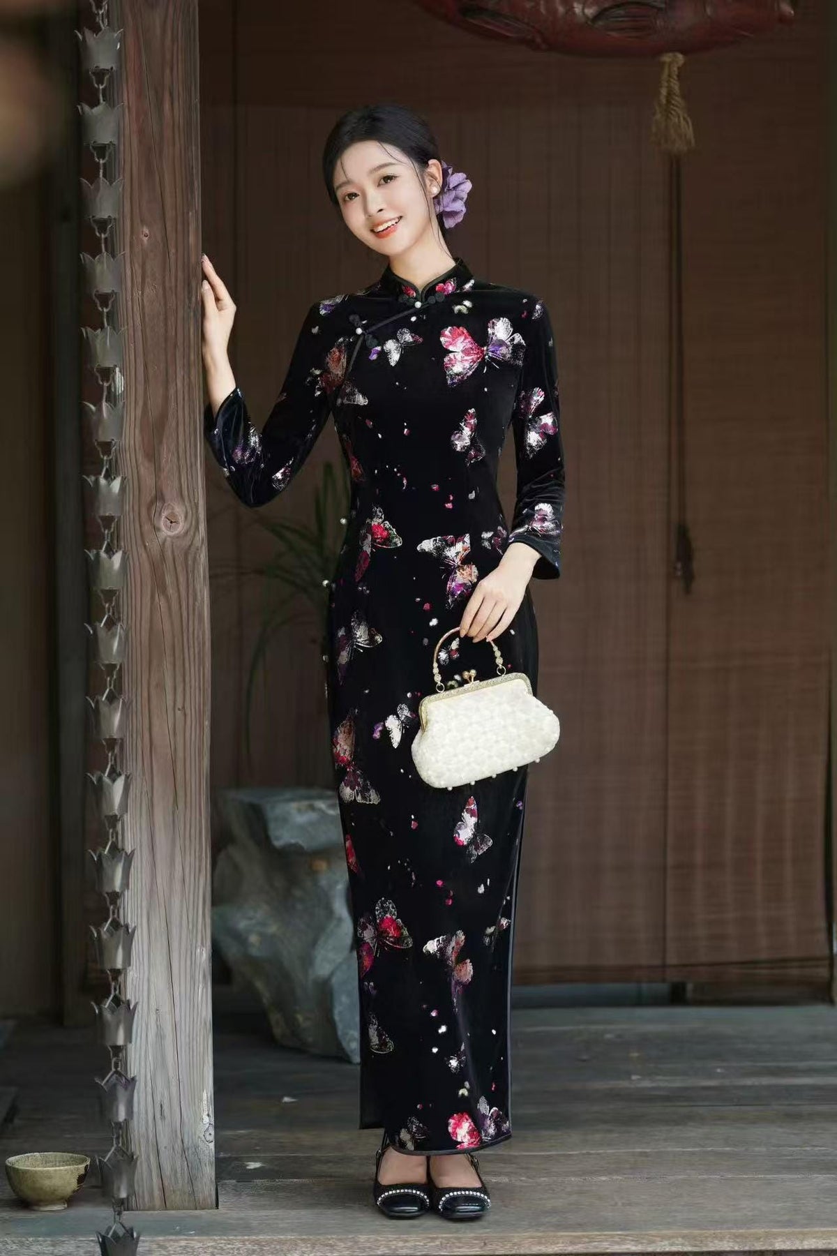 Women's Black Floral Velvet Qipao Cheongsam Dress – Long Sleeve Mandarin Collar