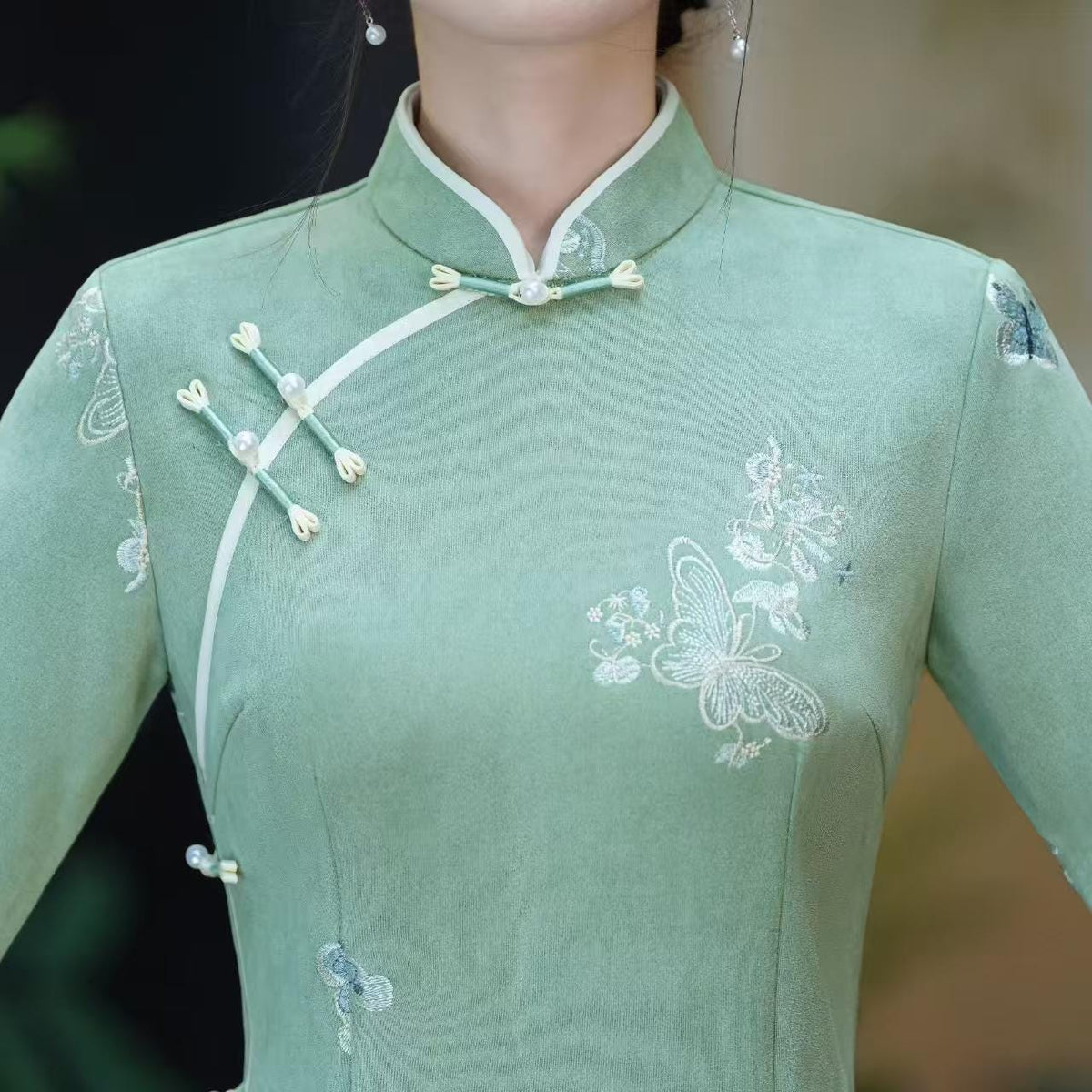 Women's Green Floral Qipao Cheongsam Dress – Embroidered – additional product view