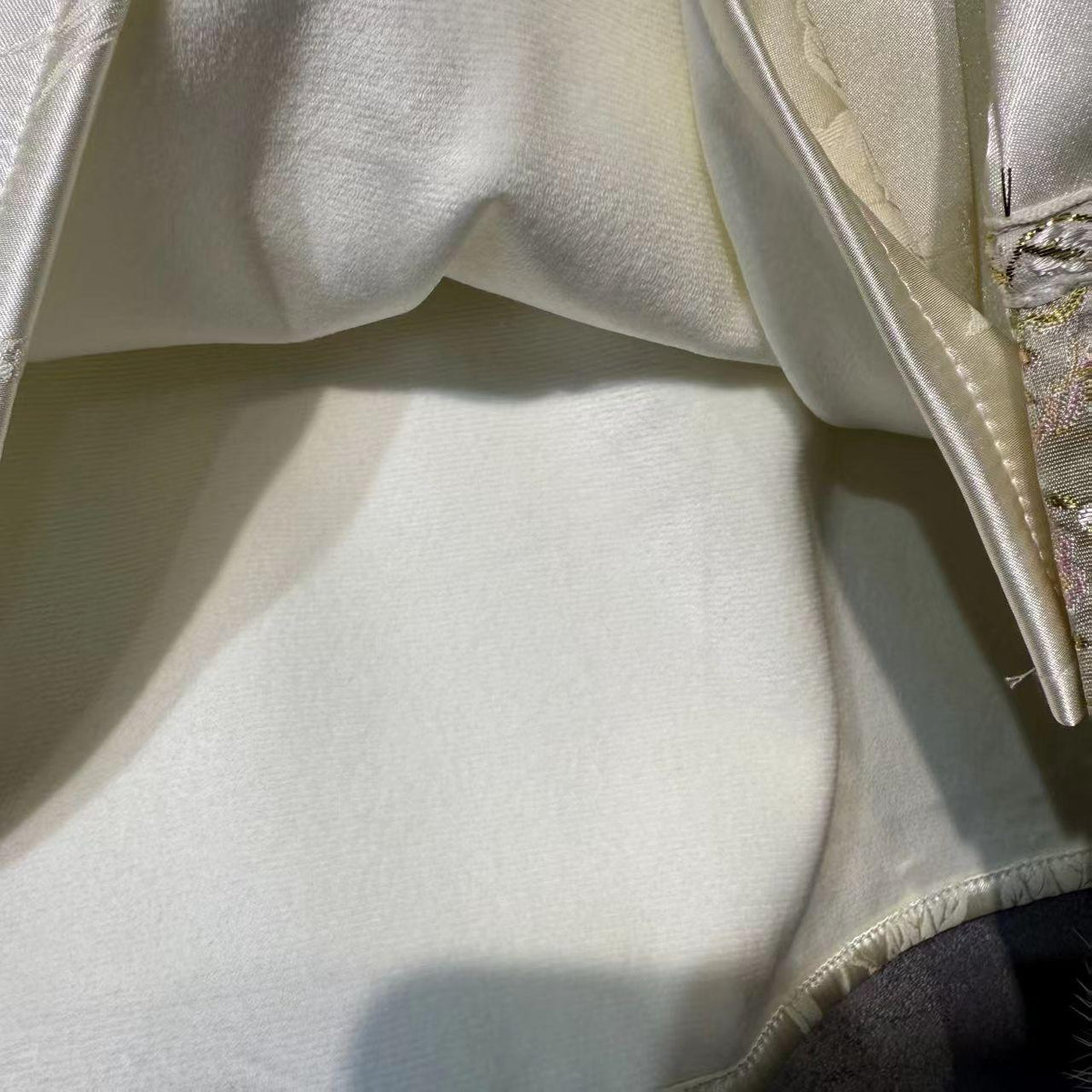 Women's Floral Chinese Tang Jacket – additional product view