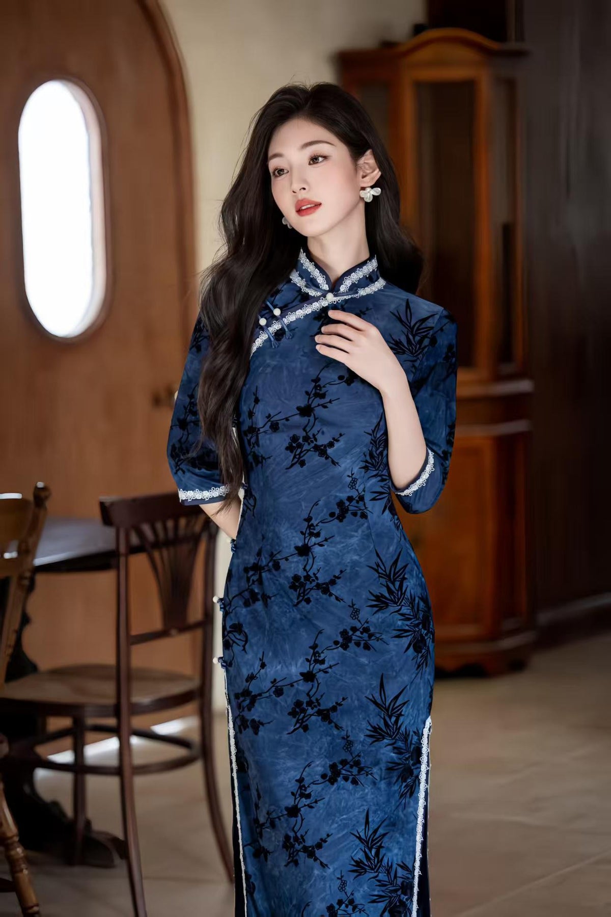 Women's Floral Velvet Qipao Cheongsam Dress – Floral Embroidery Mandarin Collar Fall Winter – additional product view