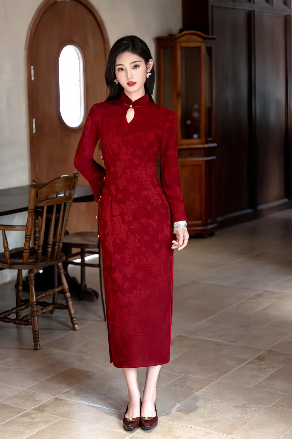 Women's Red Floral Velvet Qipao Cheongsam Dress – Floral Embroidery Fall Winter – additional product view