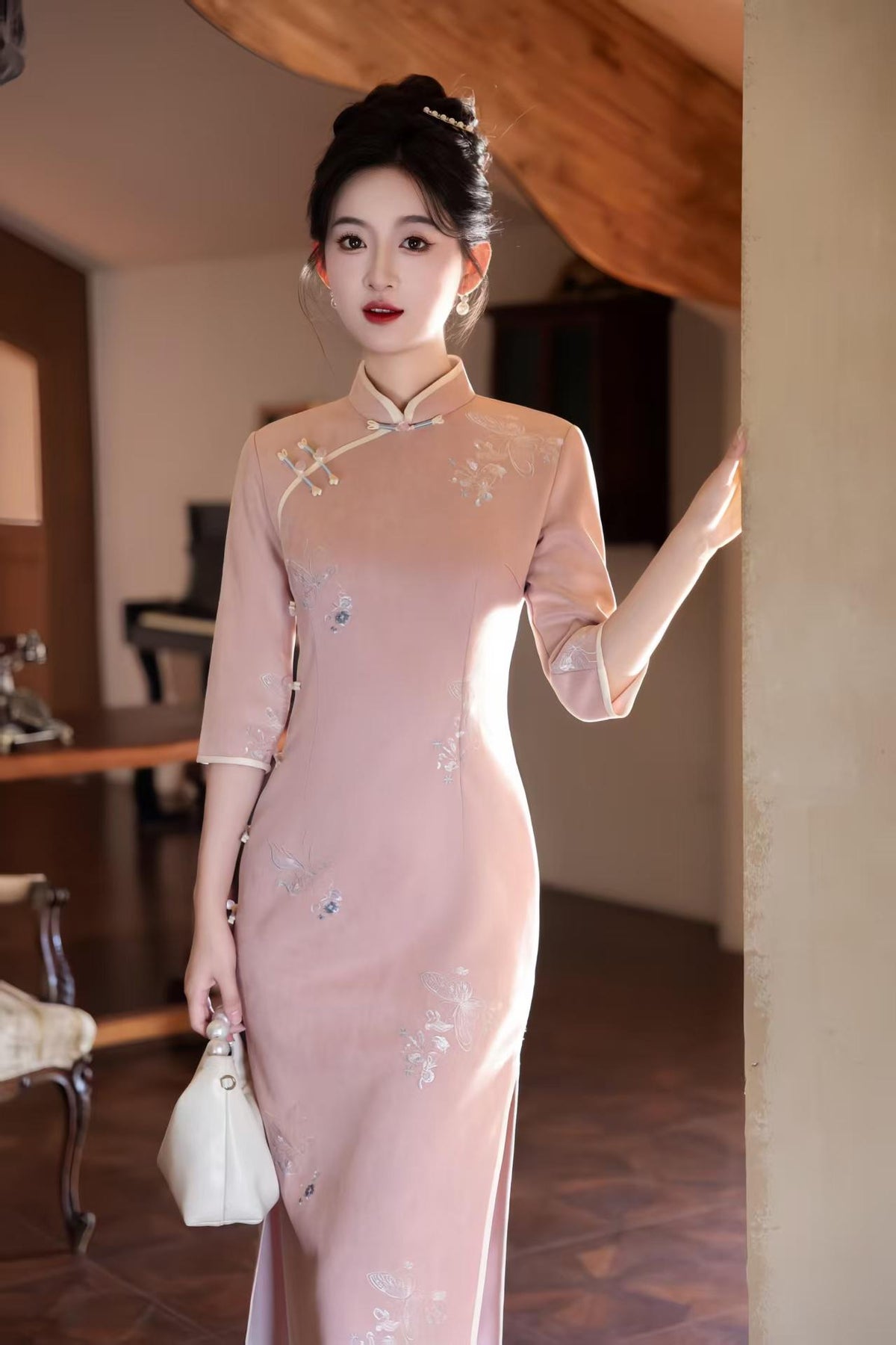 Women's Blue Floral Qipao Cheongsam Dress – Embroidered Winter – additional product view