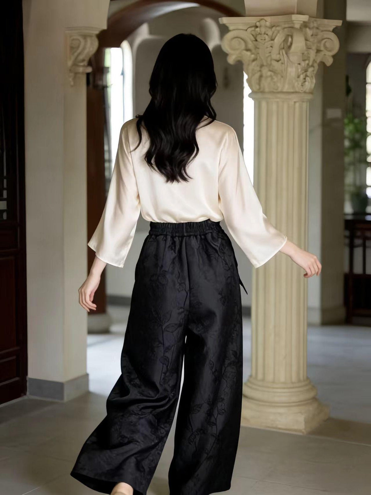 Embroidered Jacquard Silk Chinese Style Wide-Leg Pants – additional product view