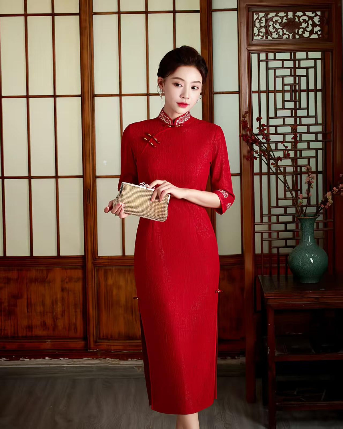 Women's Red Elegant Lace Qipao Cheongsam Dress – additional product view