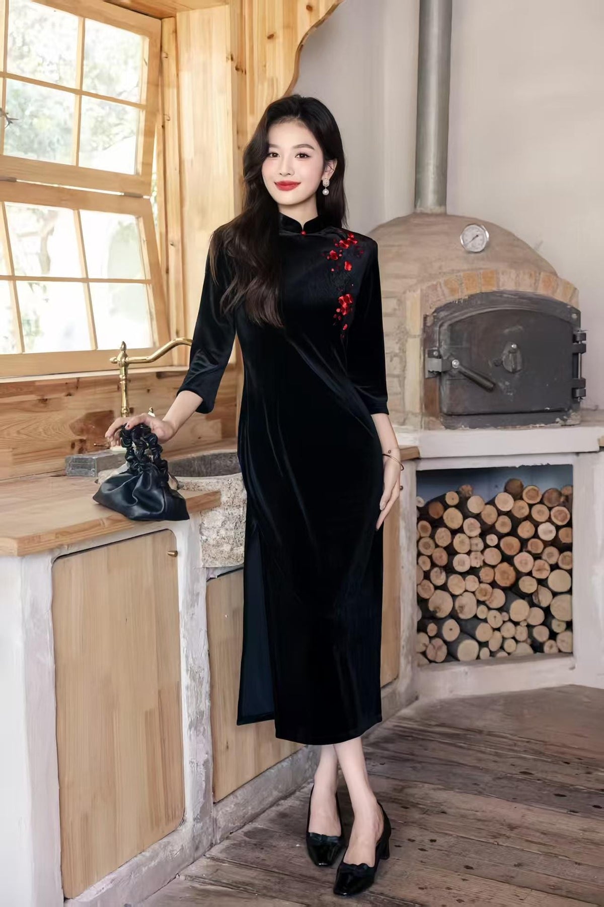 Women's Black Embroidered Velvet Qipao Cheongsam Dress – Fitted – additional product view