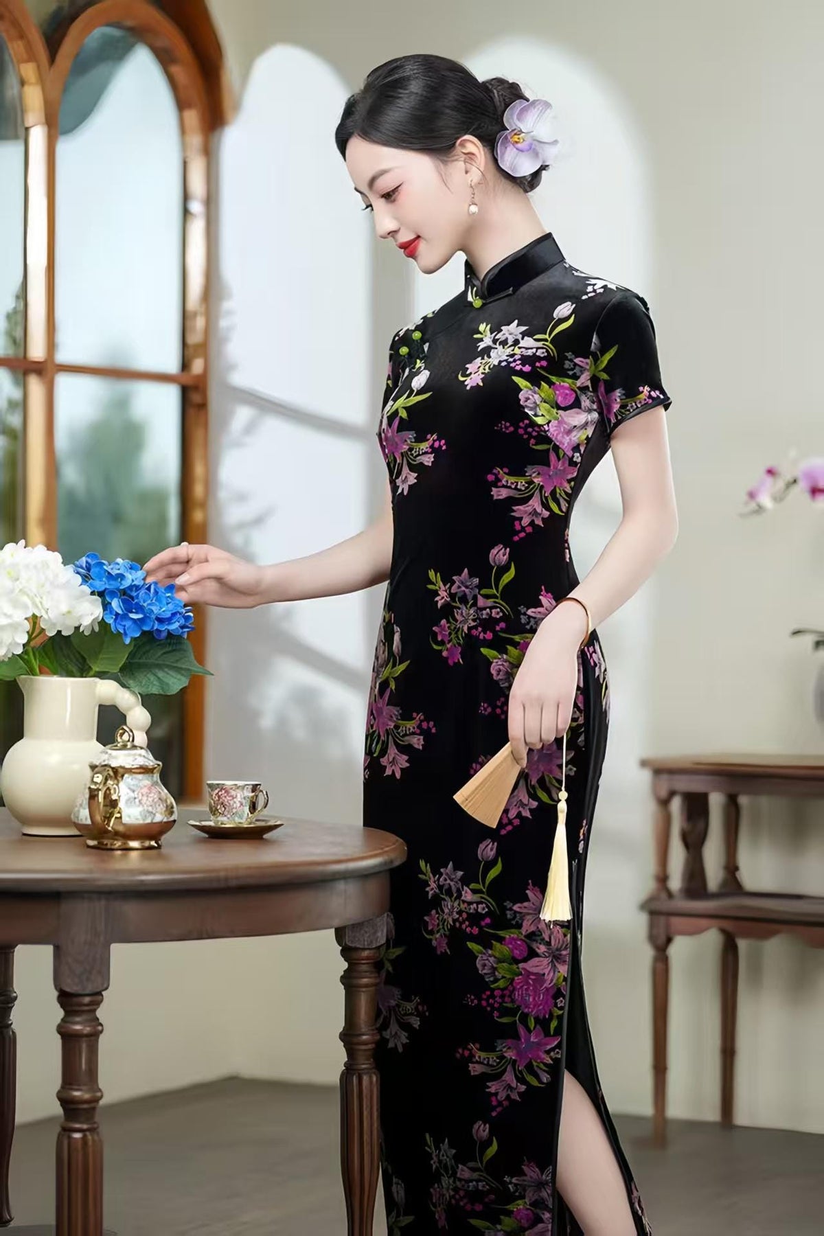 Women's Black Floral Velvet Qipao Cheongsam Dress – additional product view