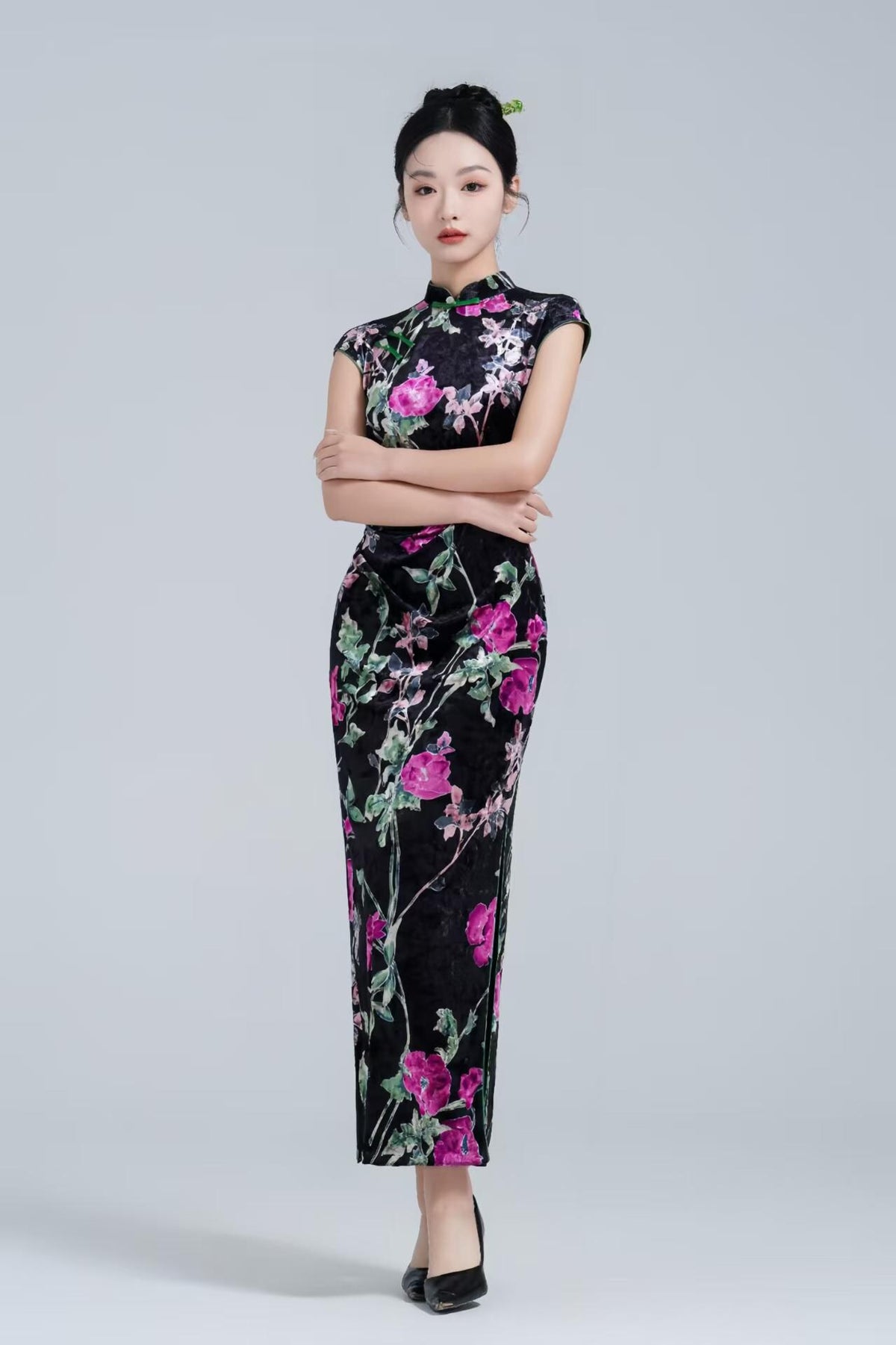 Women's Black Floral Velvet Qipao Cheongsam Dress – Peony – additional product view
