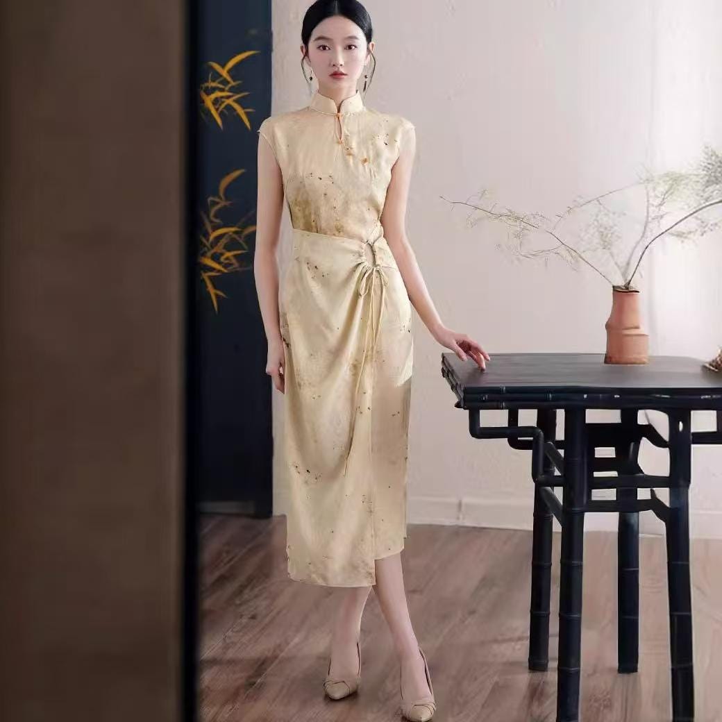 Women's Jacquard Qipao Cheongsam Dress – Beige Sleeveless – additional product view