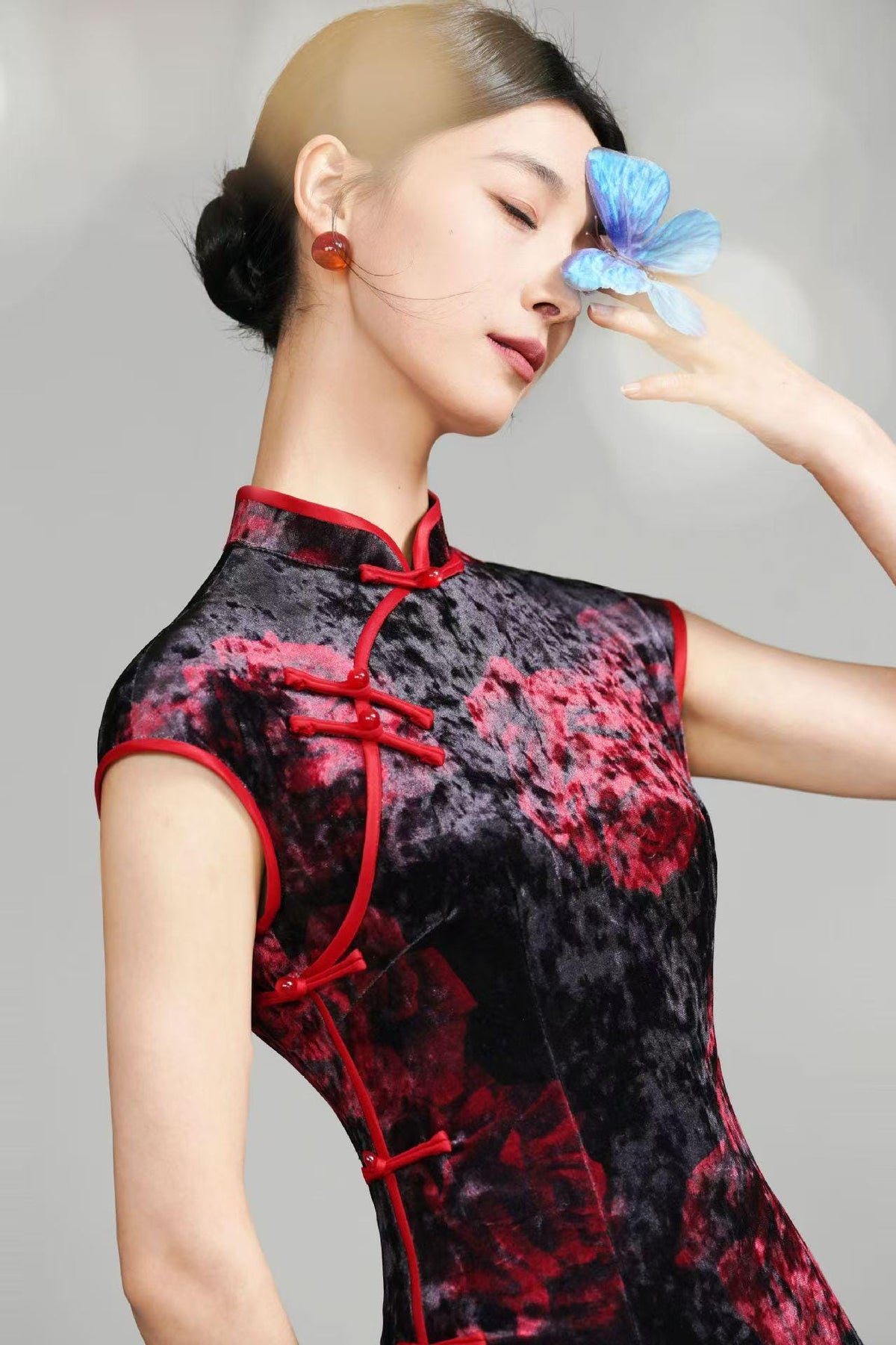 Women's Pink Elegant Velvet Qipao Cheongsam Dress – additional product view